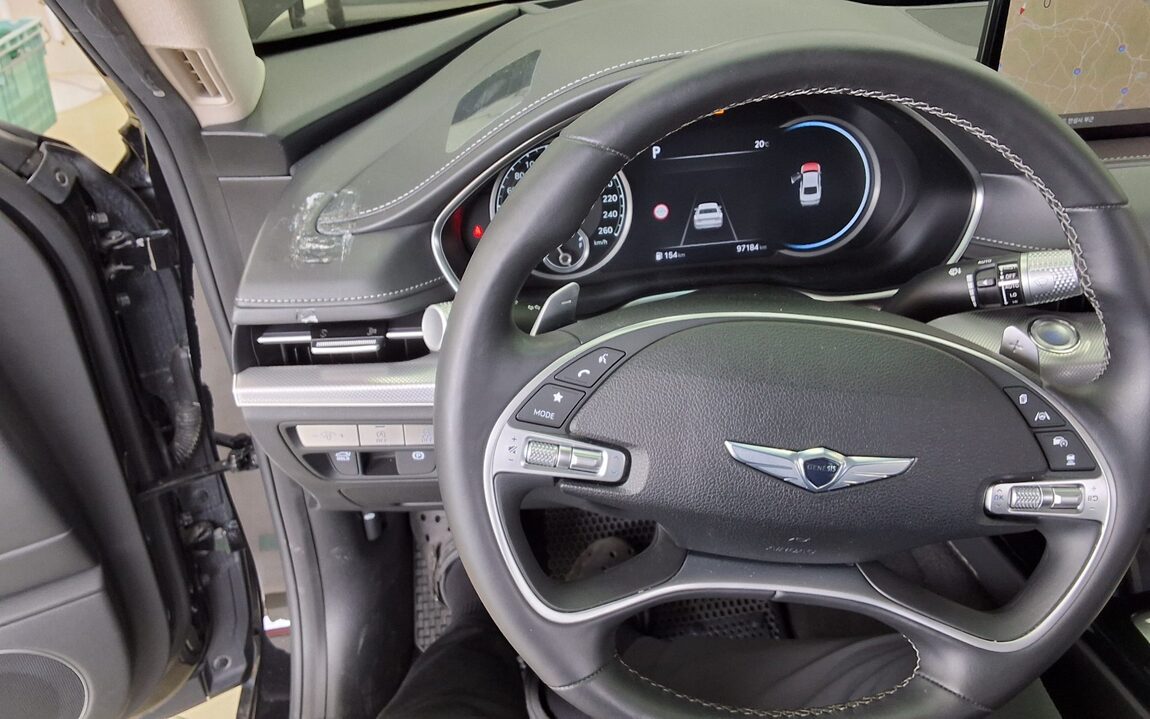 GENESIS THE ALL NEW G80 GASOLINE 2.5 AWD BASE MODEL 2024 - zdjęcie 17