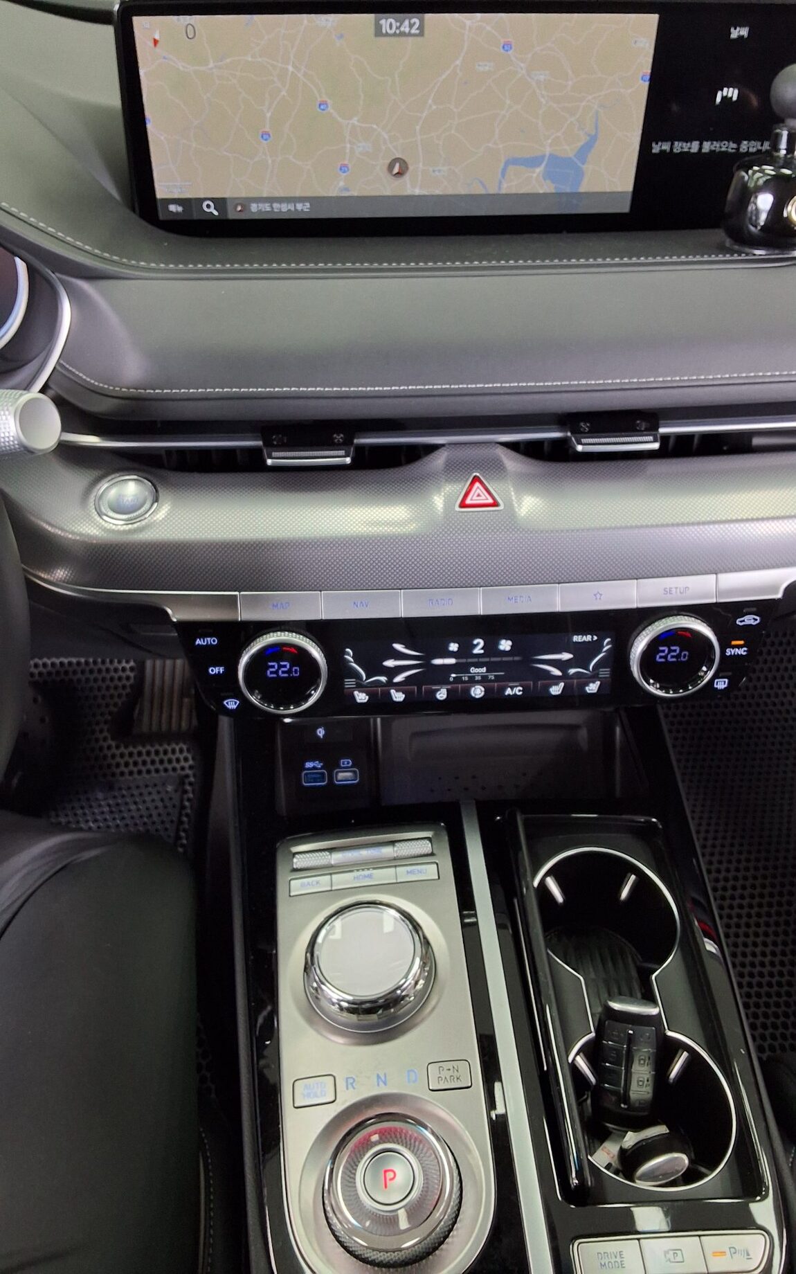 GENESIS THE ALL NEW G80 GASOLINE 2.5 AWD BASE MODEL 2024 - zdjęcie 18