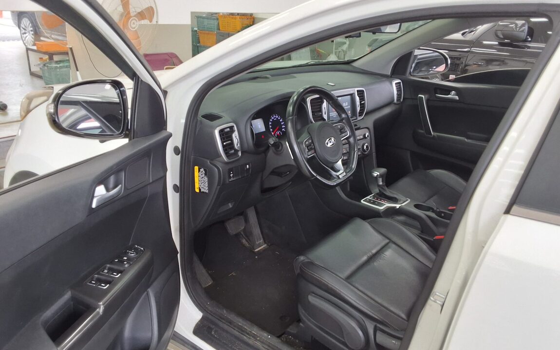 KIA NEW SPORTAGE 1.7 2WD TRENDY 2016 - zdjęcie 10