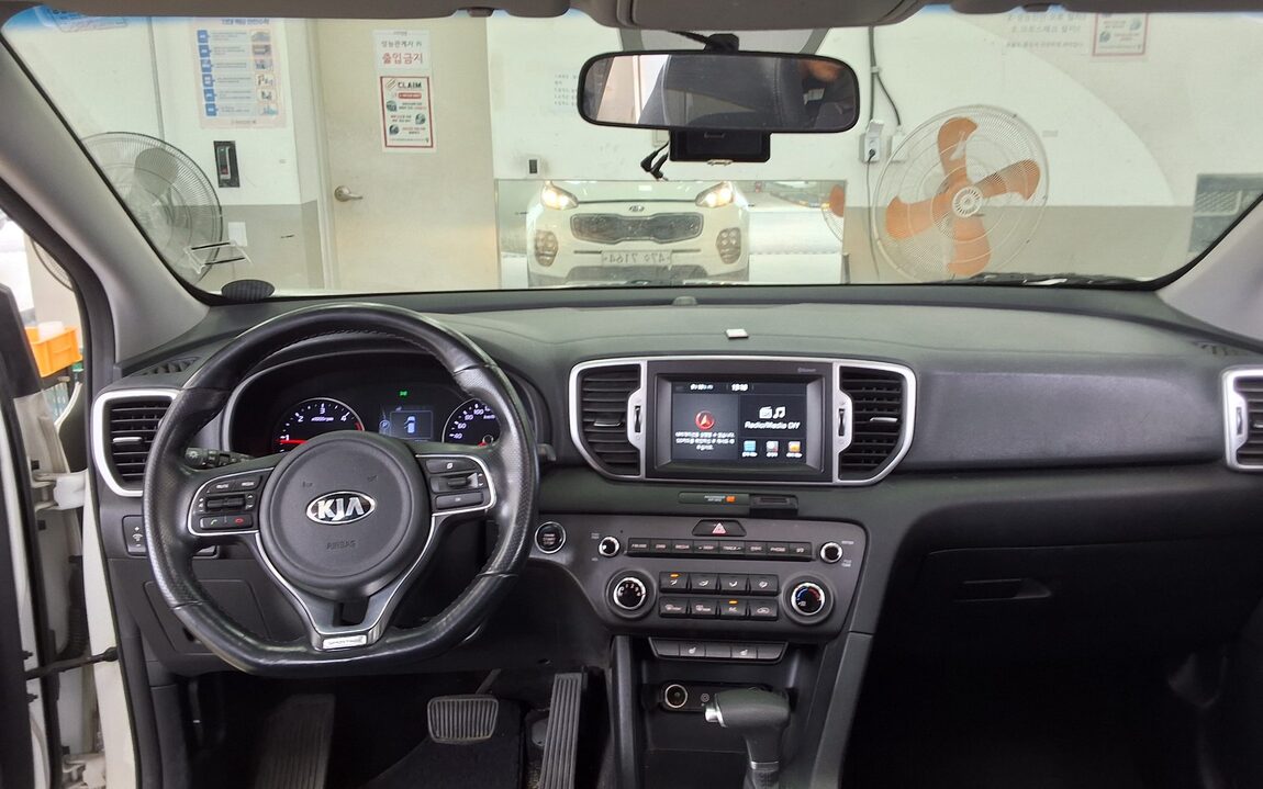 KIA NEW SPORTAGE 1.7 2WD TRENDY 2016 - zdjęcie 11