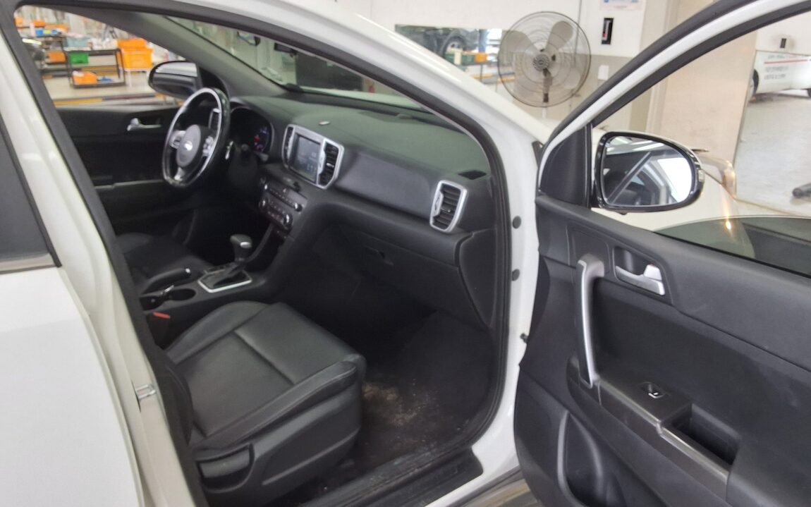 KIA NEW SPORTAGE 1.7 2WD TRENDY 2016 - zdjęcie 14
