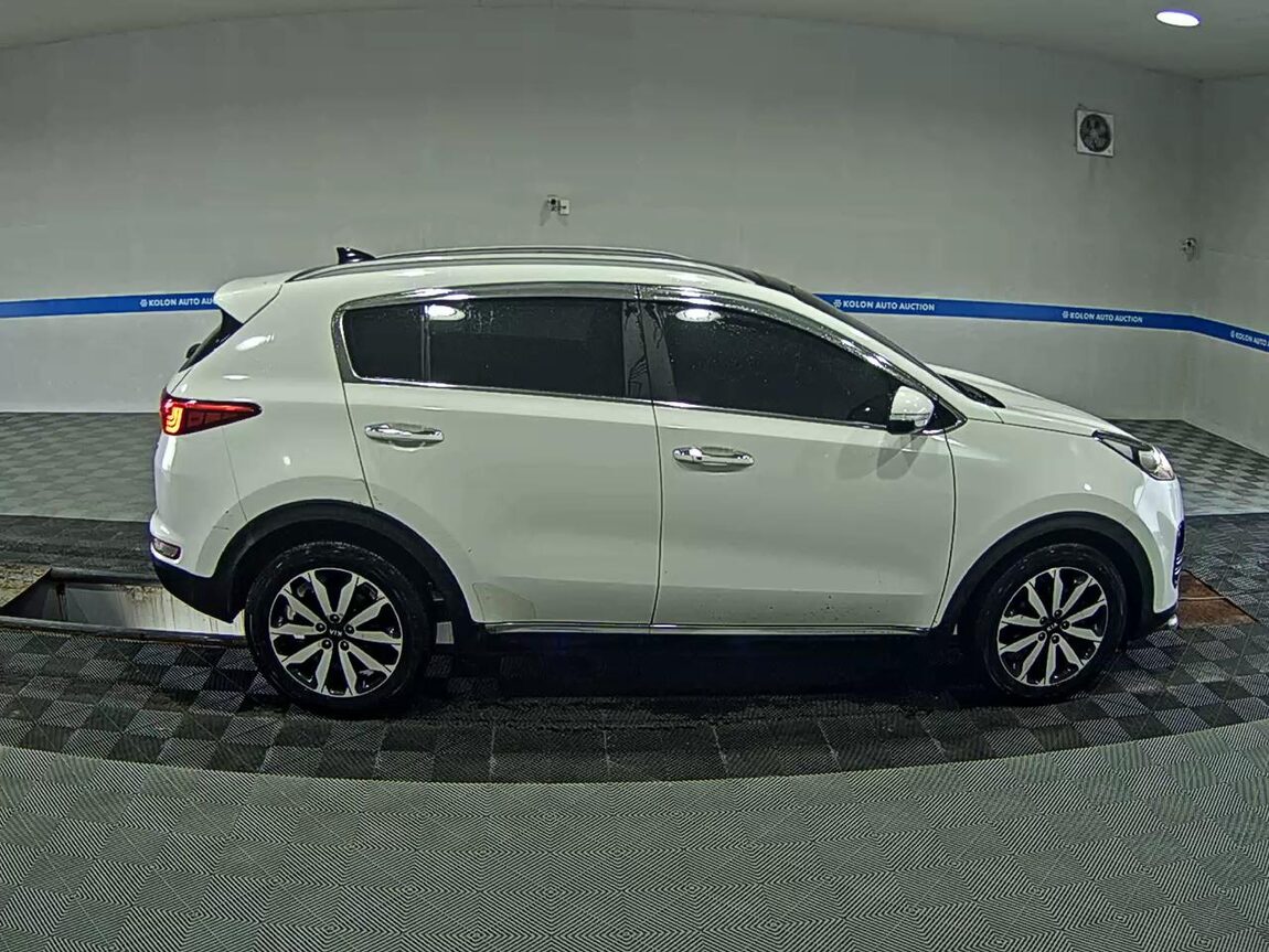 KIA NEW SPORTAGE 1.7 2WD TRENDY 2016 - zdjęcie 4