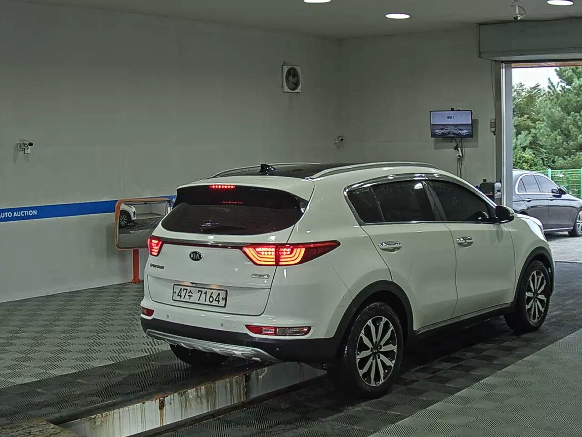 KIA NEW SPORTAGE 1.7 2WD TRENDY 2016 - zdjęcie 5