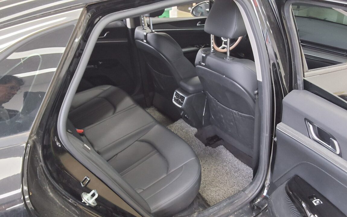 KIA THE NEW K5 HYBRID (DL3) 2.0 HEV NOBLESSE 2024 - zdjęcie 13