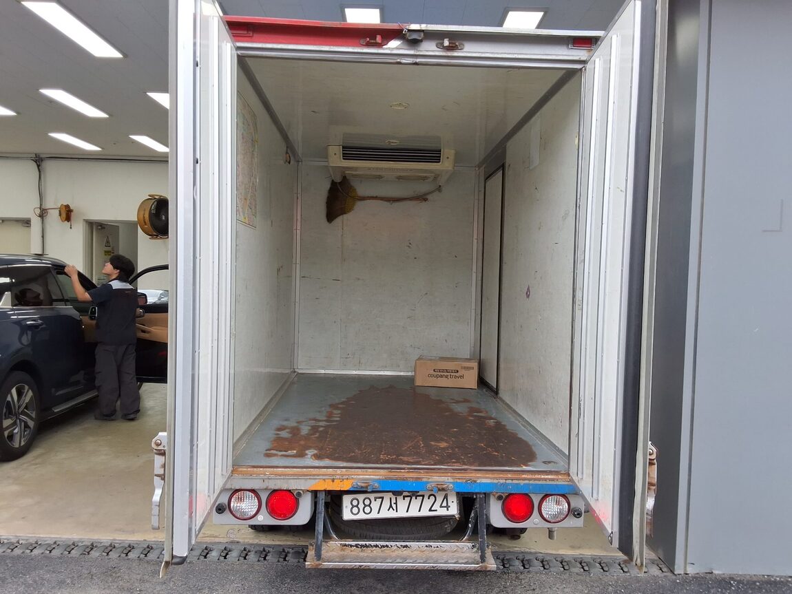 KIA BONGO III CARGO CRDi KING CAB EXTRA LONG WHEELBASE 2019 - zdjęcie 13