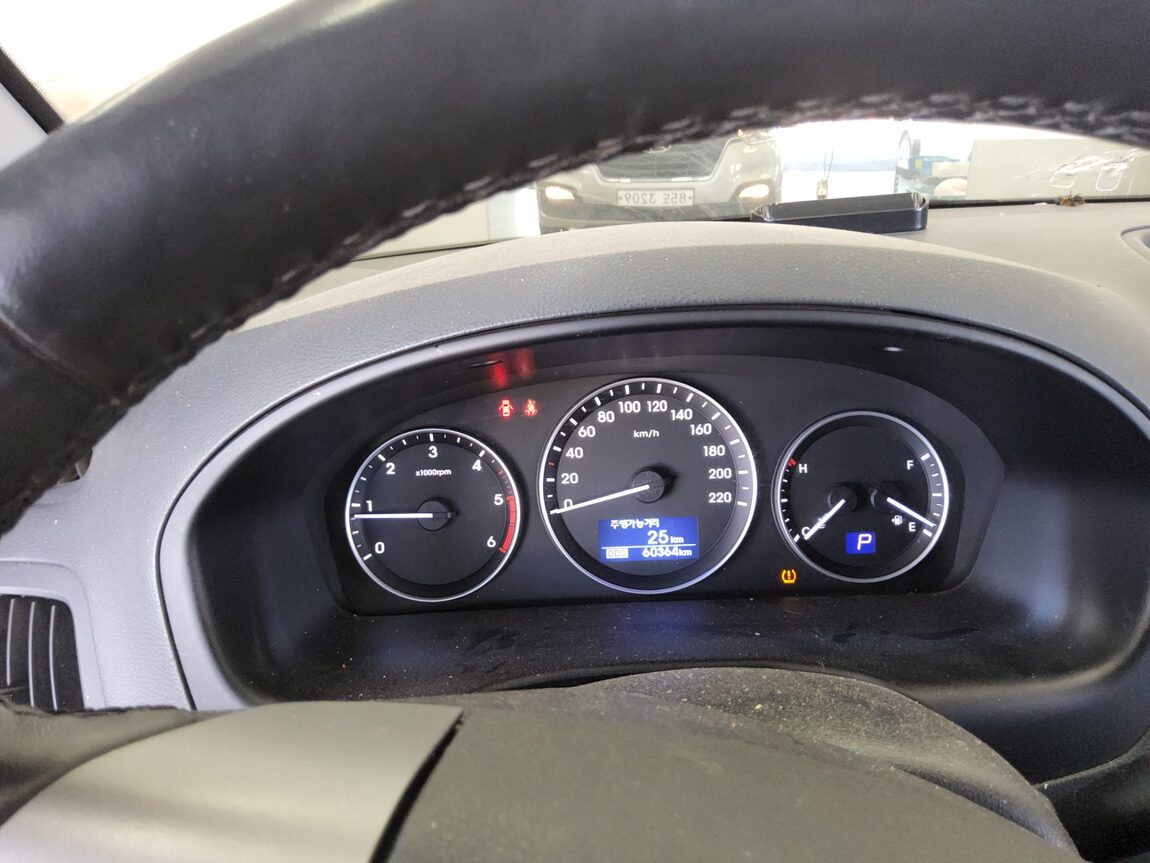 HYUNDAI THE NEW GRAND STAREX 5-SEATER DIESEL VAN MODERN 2019 - zdjęcie 9