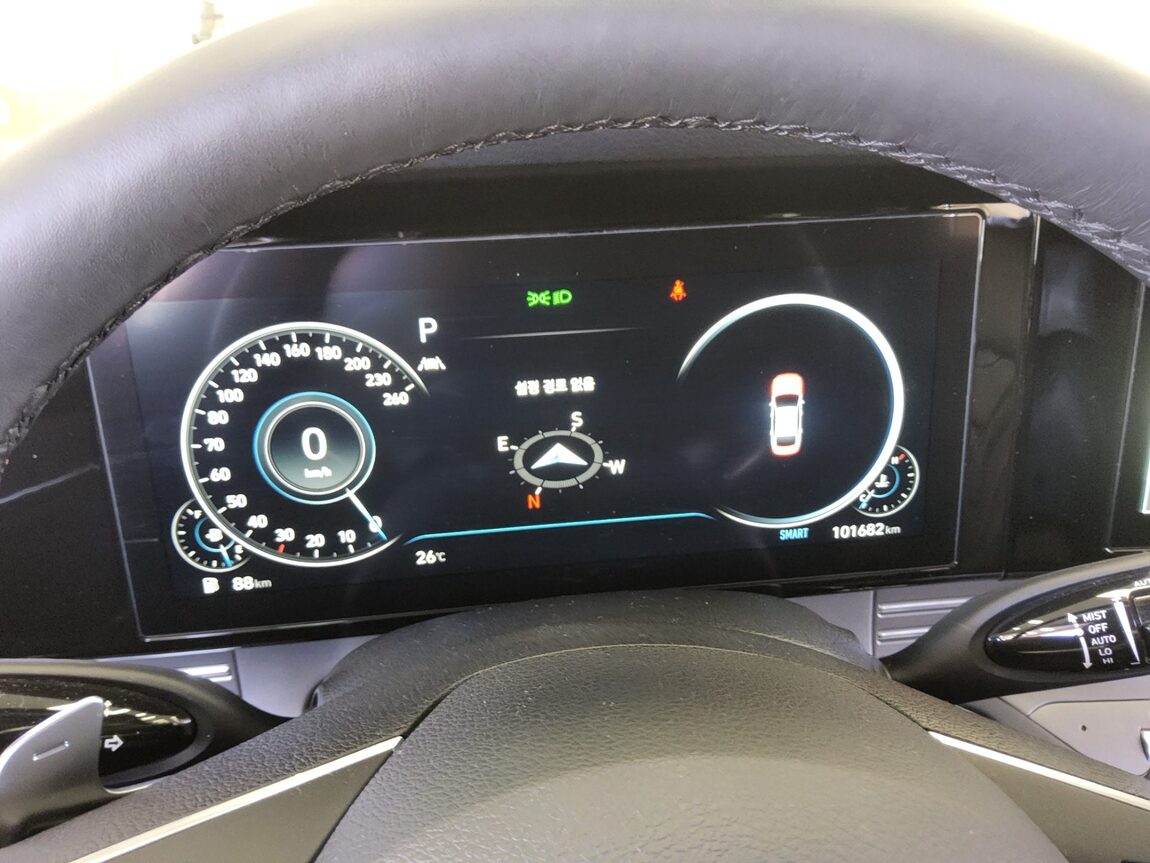 HYUNDAI THE NEW GRANDEUR IG GASOLINE 2.5 LE BLANC 2022 - zdjęcie 9