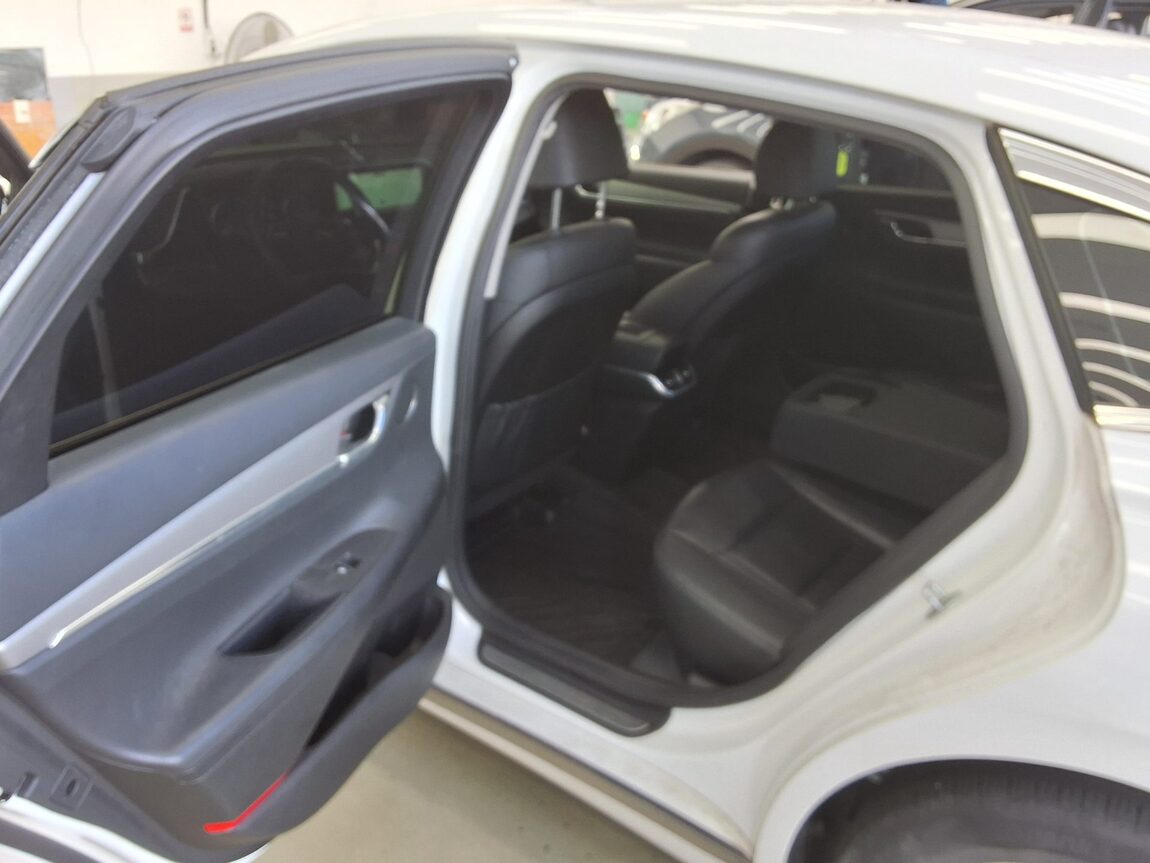 HYUNDAI THE NEW GRANDEUR IG LPi 3.0 BUSINESS DELUXE TYPE 2022 - zdjęcie 12