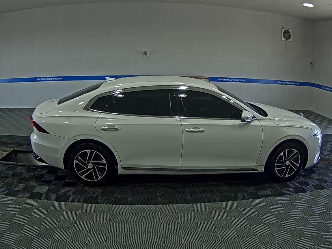HYUNDAI THE NEW GRANDEUR IG LPi 3.0 BUSINESS DELUXE TYPE 2022 - zdjęcie 4