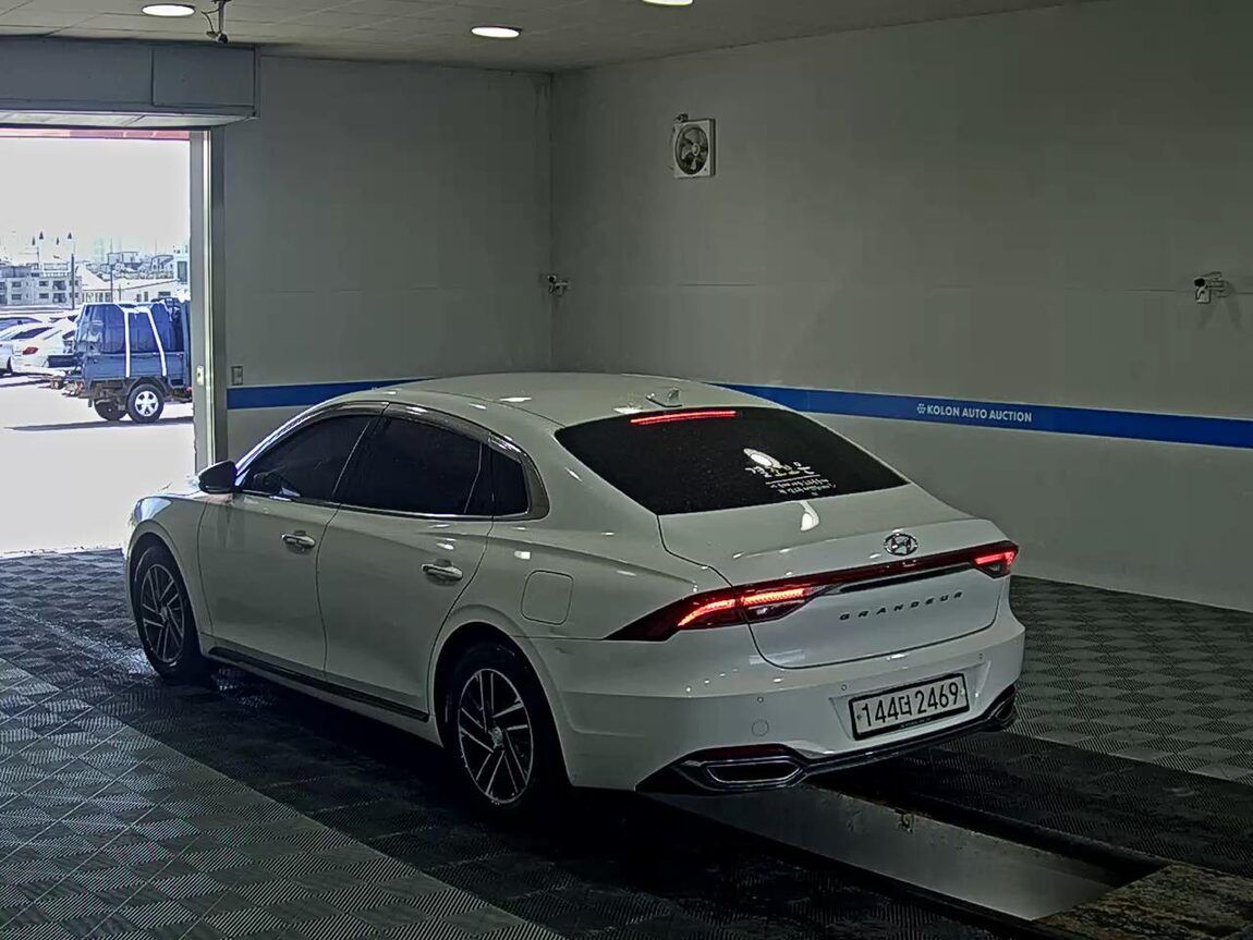 HYUNDAI THE NEW GRANDEUR IG LPi 3.0 BUSINESS DELUXE TYPE 2022 - zdjęcie 6