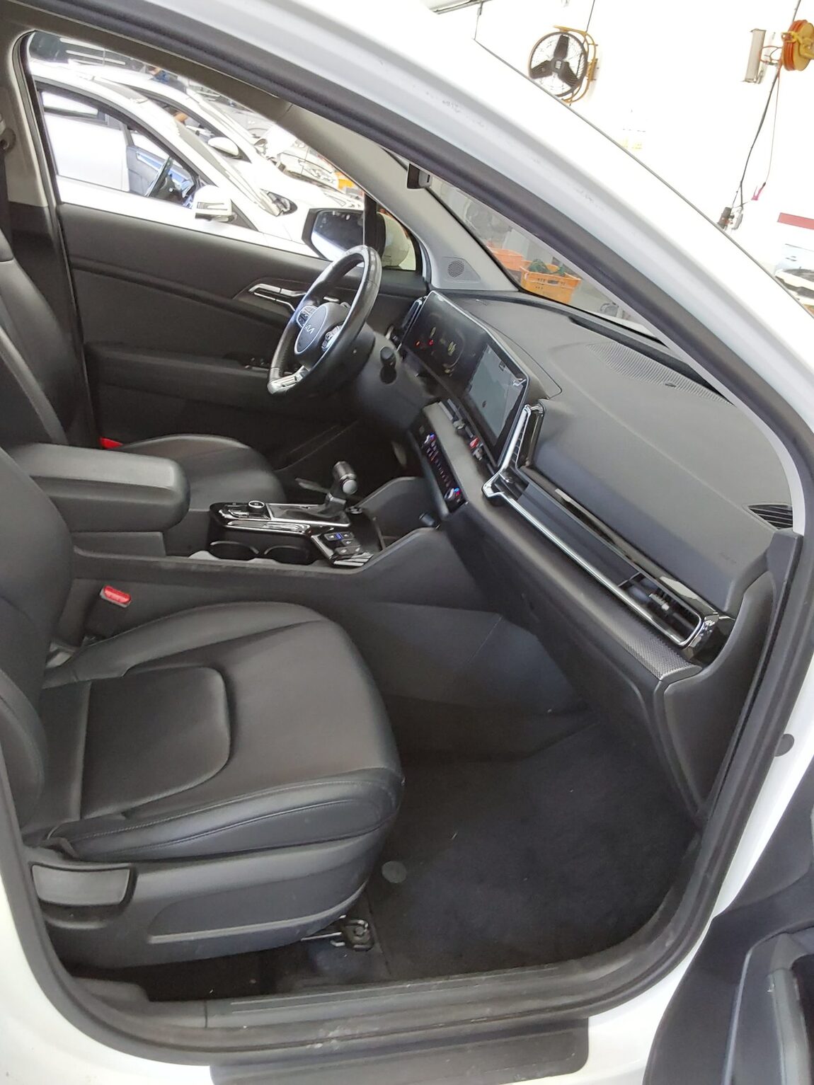 KIA THE ALL NEW SPORTAGE 2.0 LPG 2WD PRESTIGE 2023 - zdjęcie 14