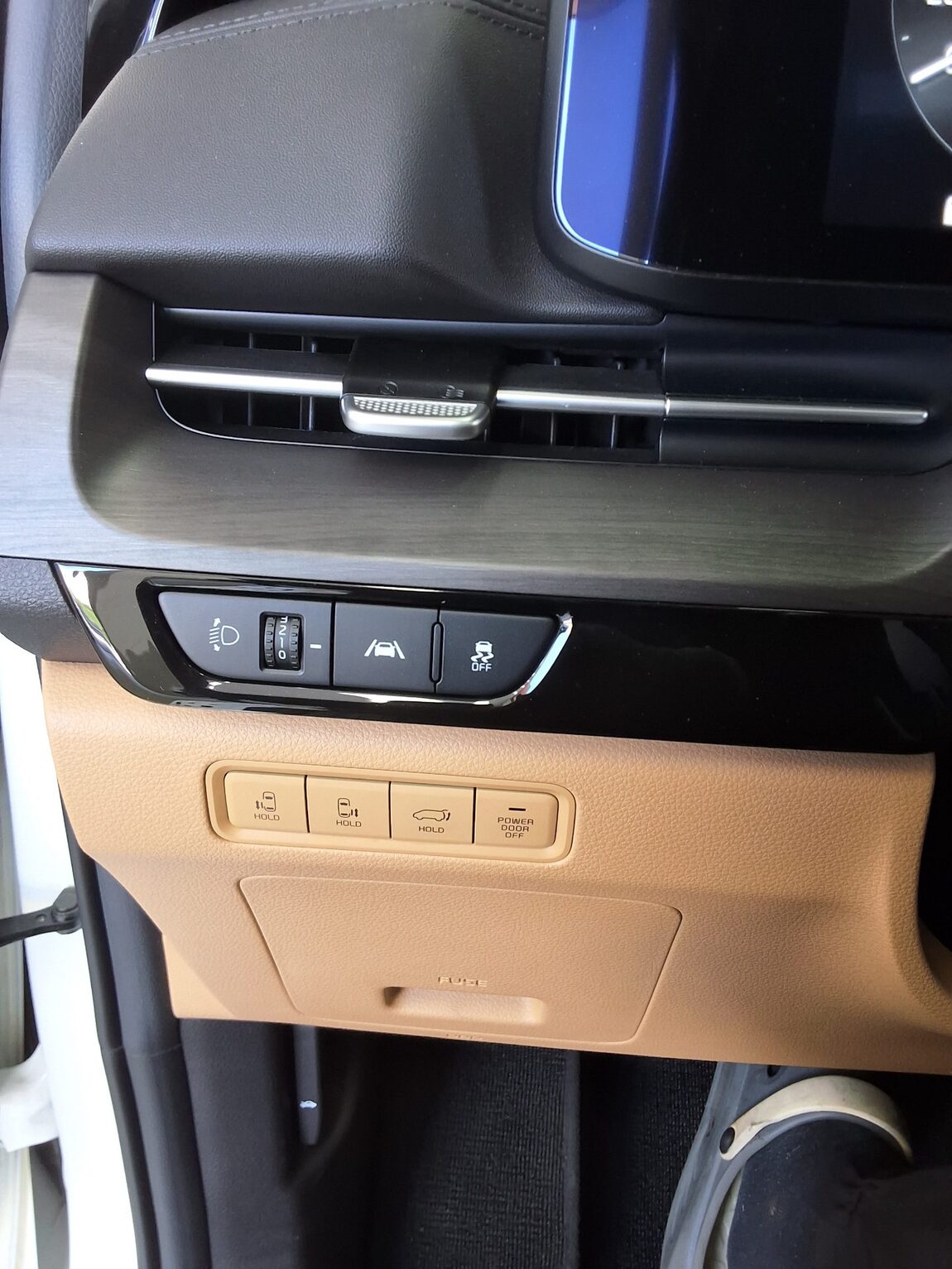 KIA NEW CARNIVAL (KA4) 9-SEATER DIESEL SIGNATURE 2022 - zdjęcie 21