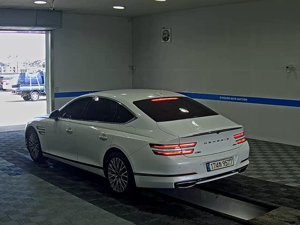 GENESIS THE ALL NEW G80 GASOLINE 2.5 AWD BASE MODEL 2022 - zdjęcie 6