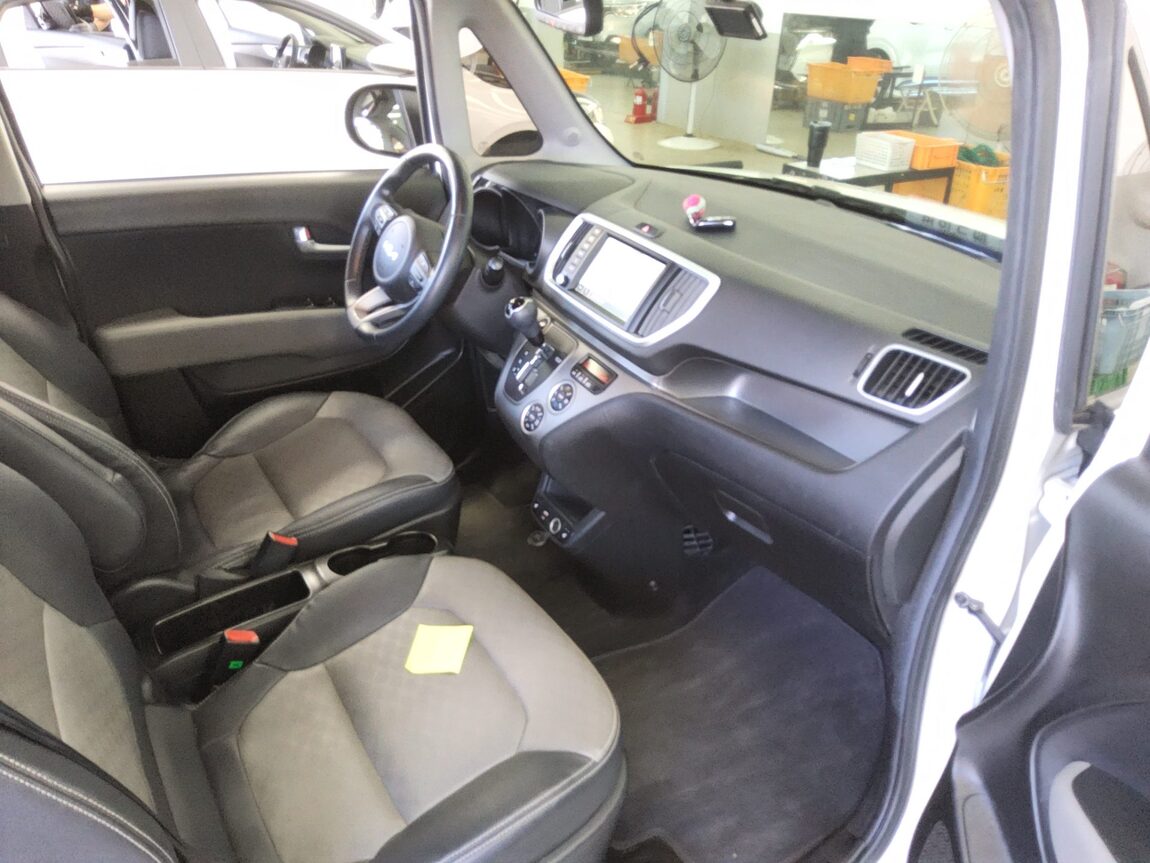 KIA THE NEW RAY 1.0 GASOLINE PRESTIGE 2022 - zdjęcie 14