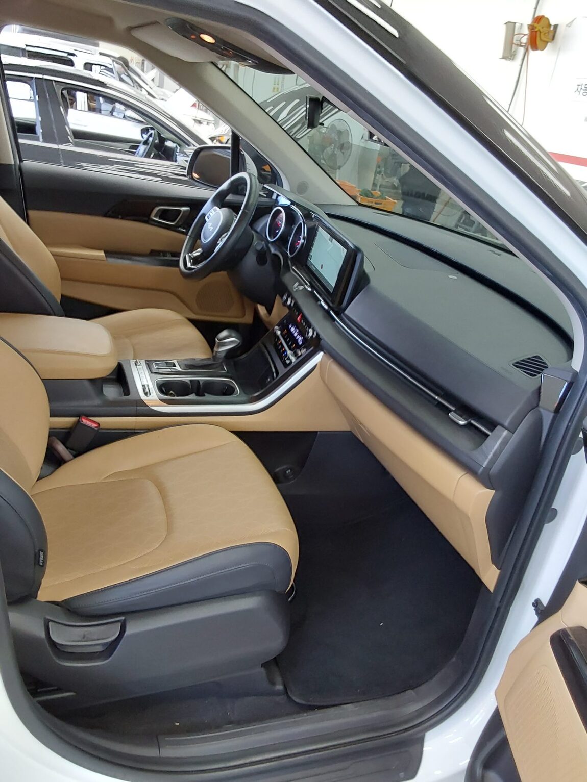KIA NEW CARNIVAL (KA4) 9-SEATER DIESEL PRESTIGE 2023 - zdjęcie 14