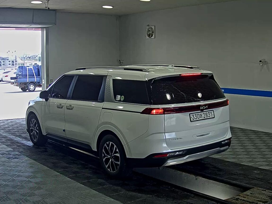 KIA NEW CARNIVAL (KA4) 9-SEATER DIESEL PRESTIGE 2023 - zdjęcie 6