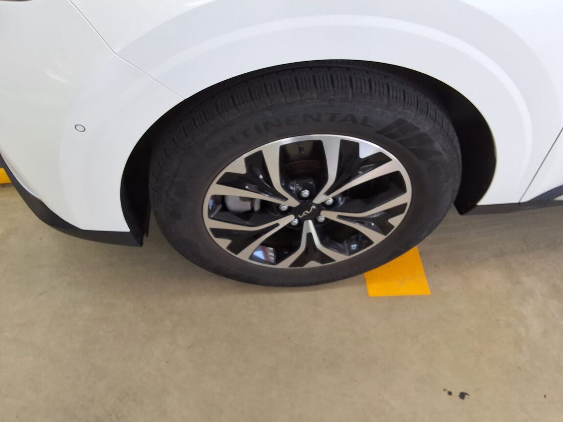 KIA NEW CARNIVAL (KA4) 9-SEATER GASOLINE SIGNATURE 2023 - zdjęcie 19