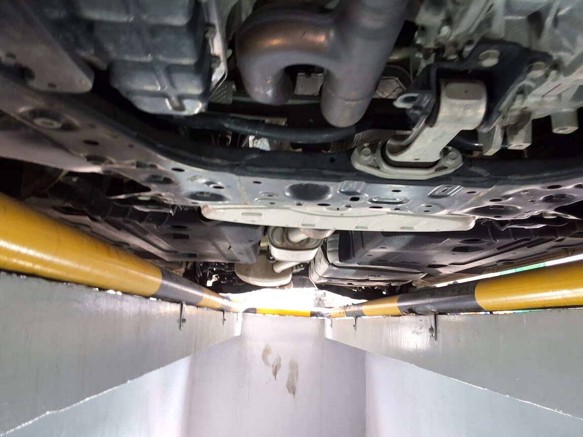KIA NEW CARNIVAL (KA4) 9-SEATER GASOLINE SIGNATURE 2023 - zdjęcie 9