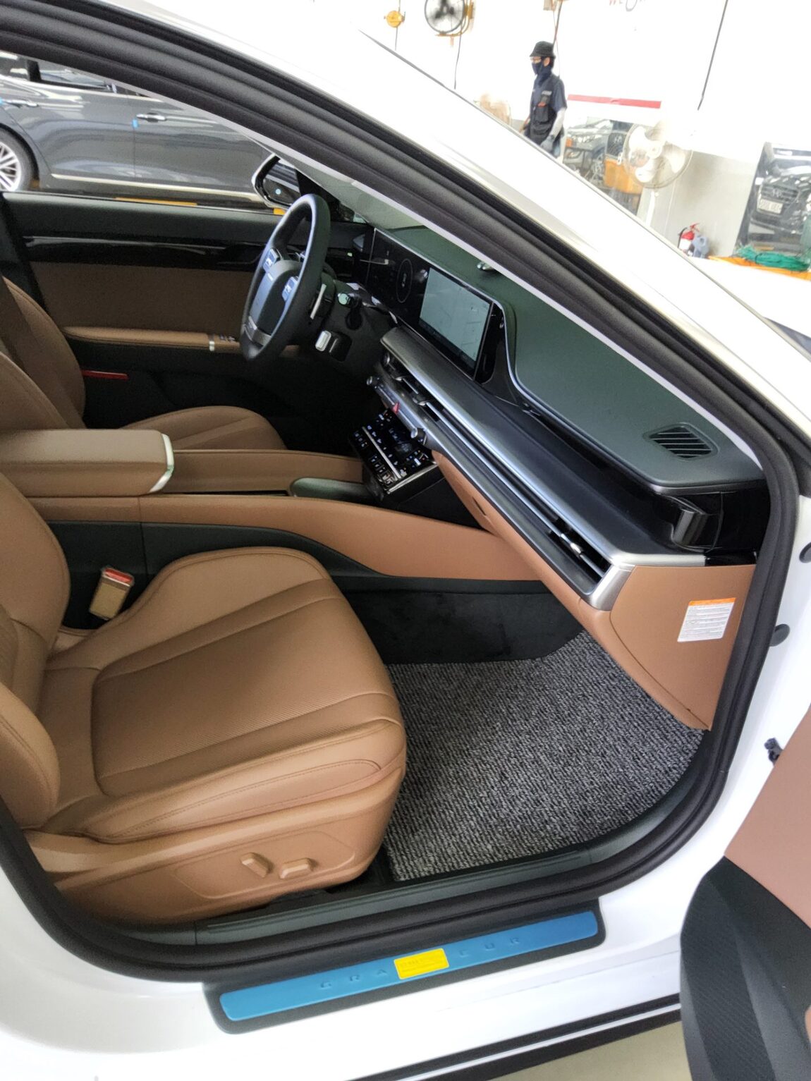 HYUNDAI THE ALL NEW GRANDEUR HYBRID 1.6 HYBRID PREMIUM 2026 - zdjęcie 14