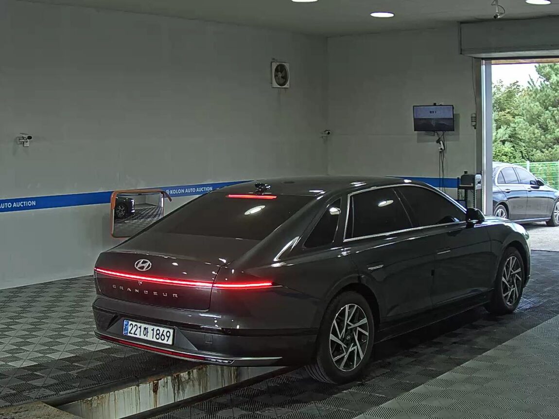 HYUNDAI THE ALL NEW GRANDEUR HYBRID 1.6 HYBRID PREMIUM 2023 - zdjęcie 5