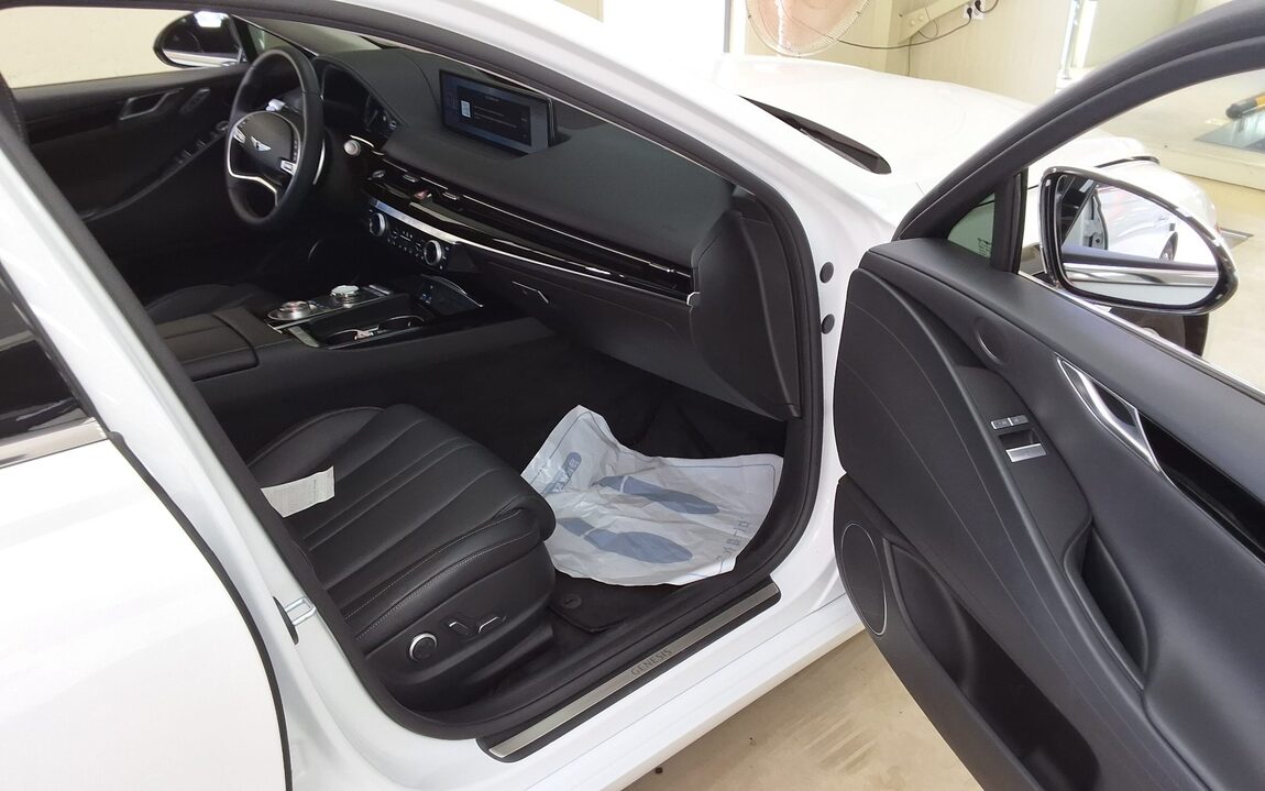 GENESIS THE ALL NEW G80 GASOLINE 2.5 AWD BASE MODEL 2024 - zdjęcie 14