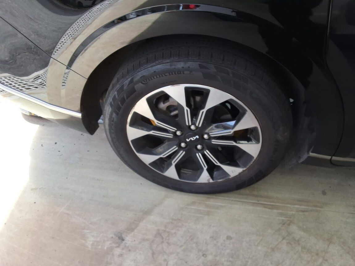 KIA NEW CARNIVAL (KA4) HI-LIMOUSINE 9-SEATER GASOLINE SIGNATURE 2023 - zdjęcie 22