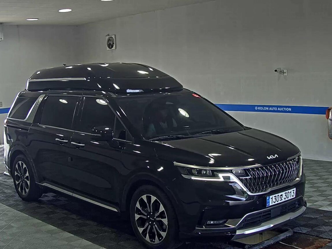KIA NEW CARNIVAL (KA4) HI-LIMOUSINE 9-SEATER GASOLINE SIGNATURE 2023 - zdjęcie 3