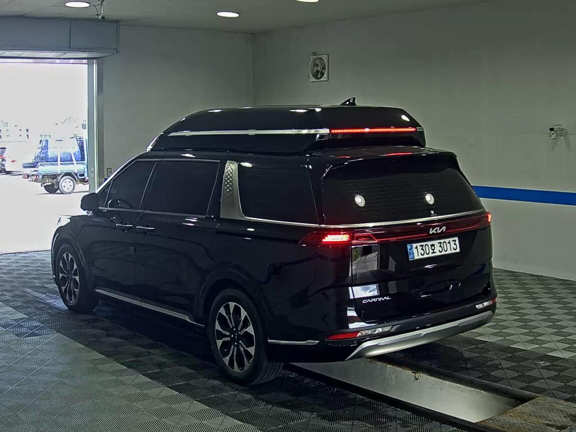 KIA NEW CARNIVAL (KA4) HI-LIMOUSINE 9-SEATER GASOLINE SIGNATURE 2023 - zdjęcie 6