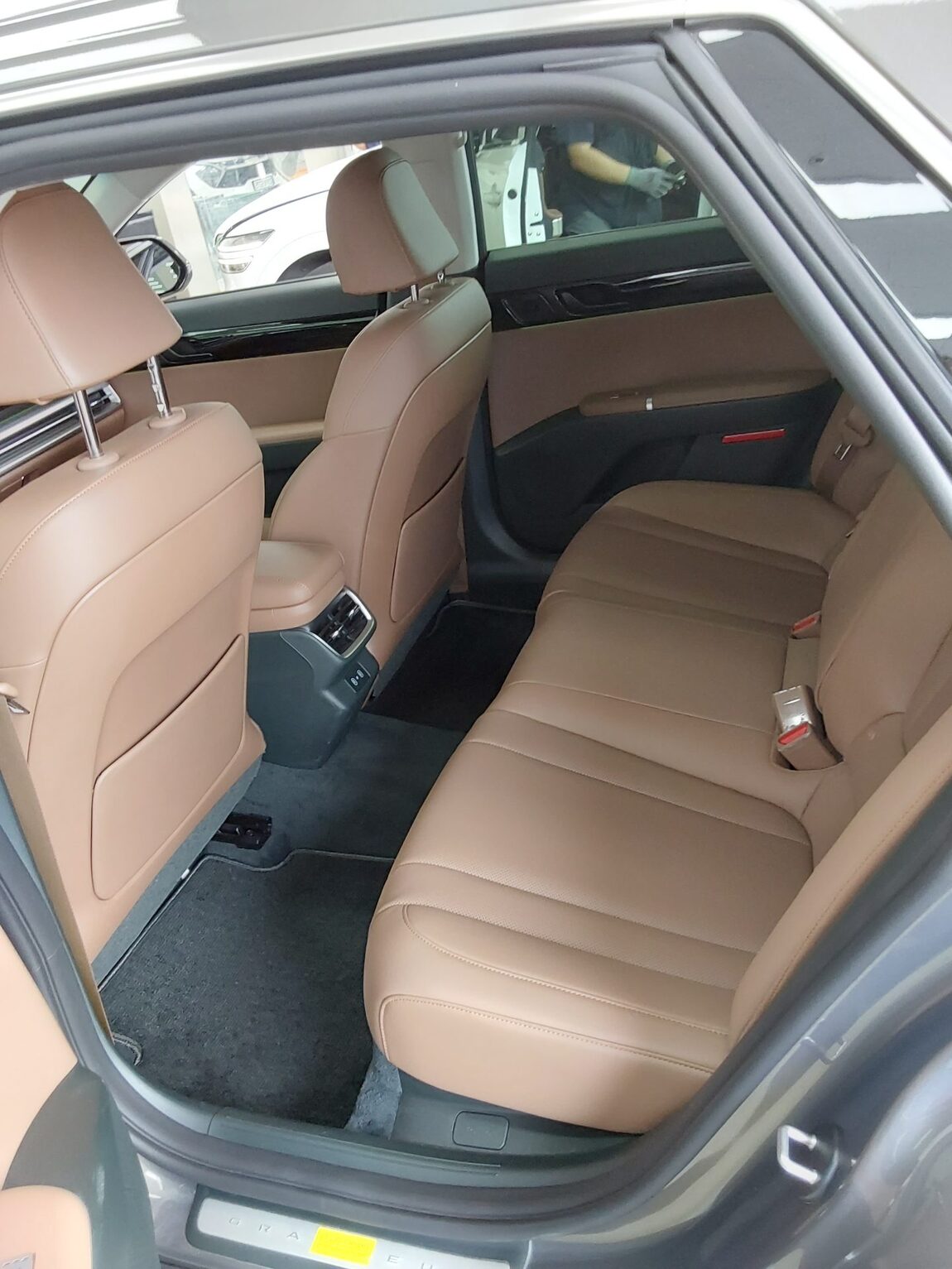 HYUNDAI THE ALL NEW GRANDEUR GASOLINE 2.5 PREMIUM 2024 - zdjęcie 12
