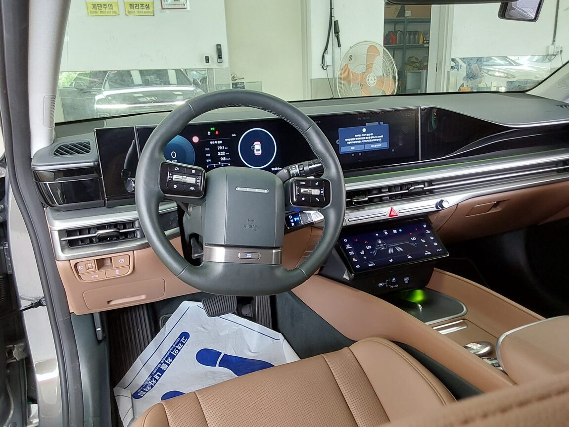 HYUNDAI THE ALL NEW GRANDEUR GASOLINE 2.5 PREMIUM 2024 - zdjęcie 11