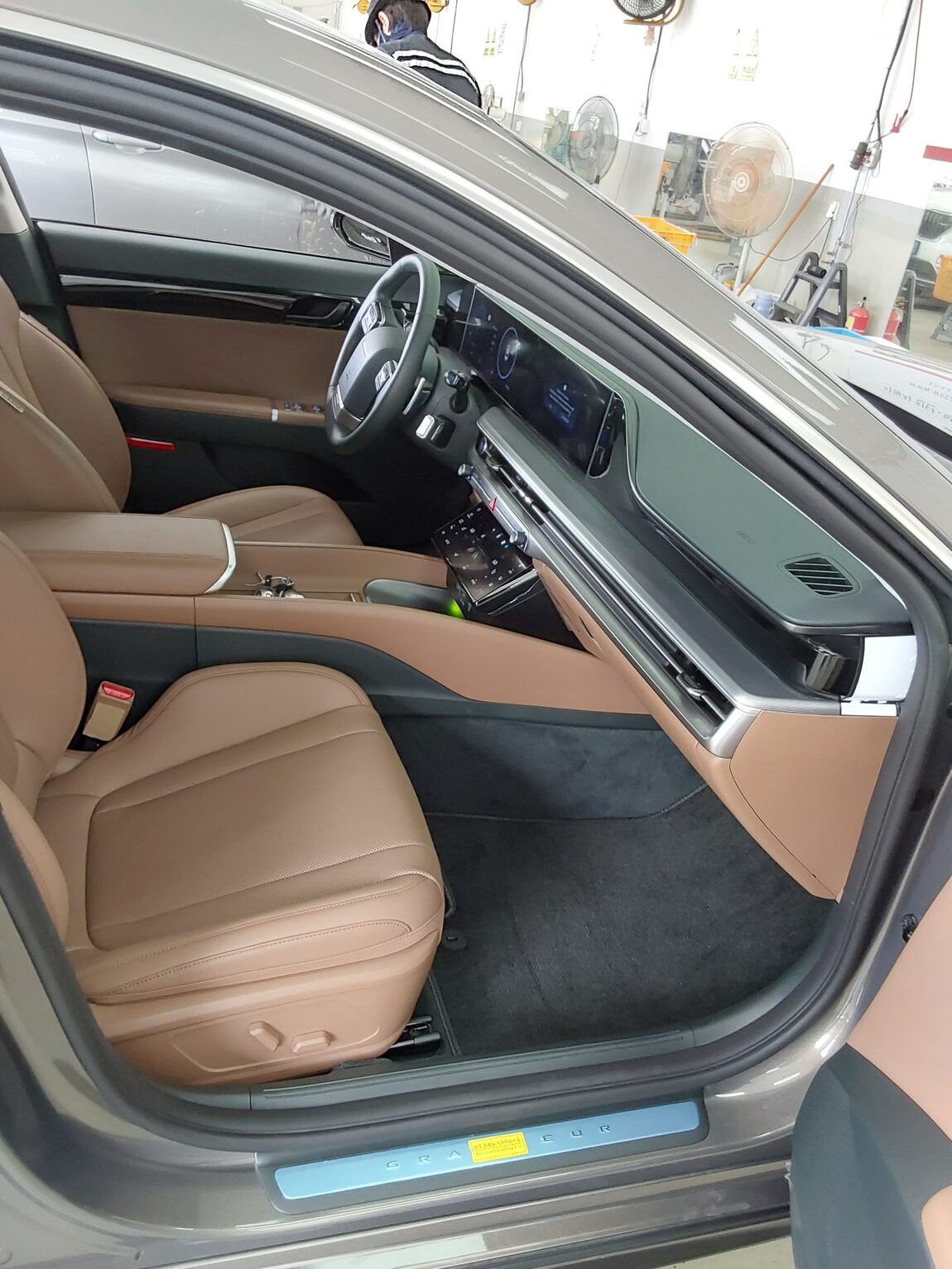 HYUNDAI THE ALL NEW GRANDEUR GASOLINE 2.5 PREMIUM 2024 - zdjęcie 14