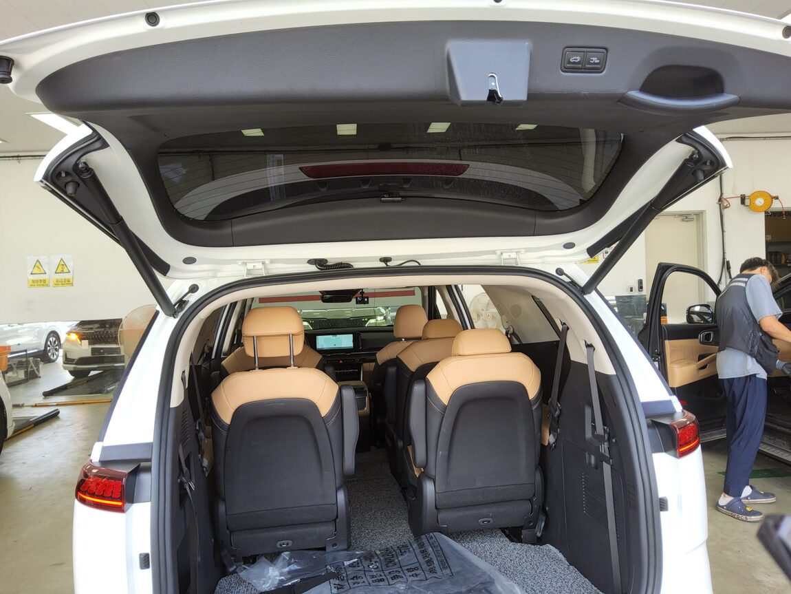 KIA NEW CARNIVAL (KA4) 9-SEATER DIESEL NOBLESSE 2022 - zdjęcie 15