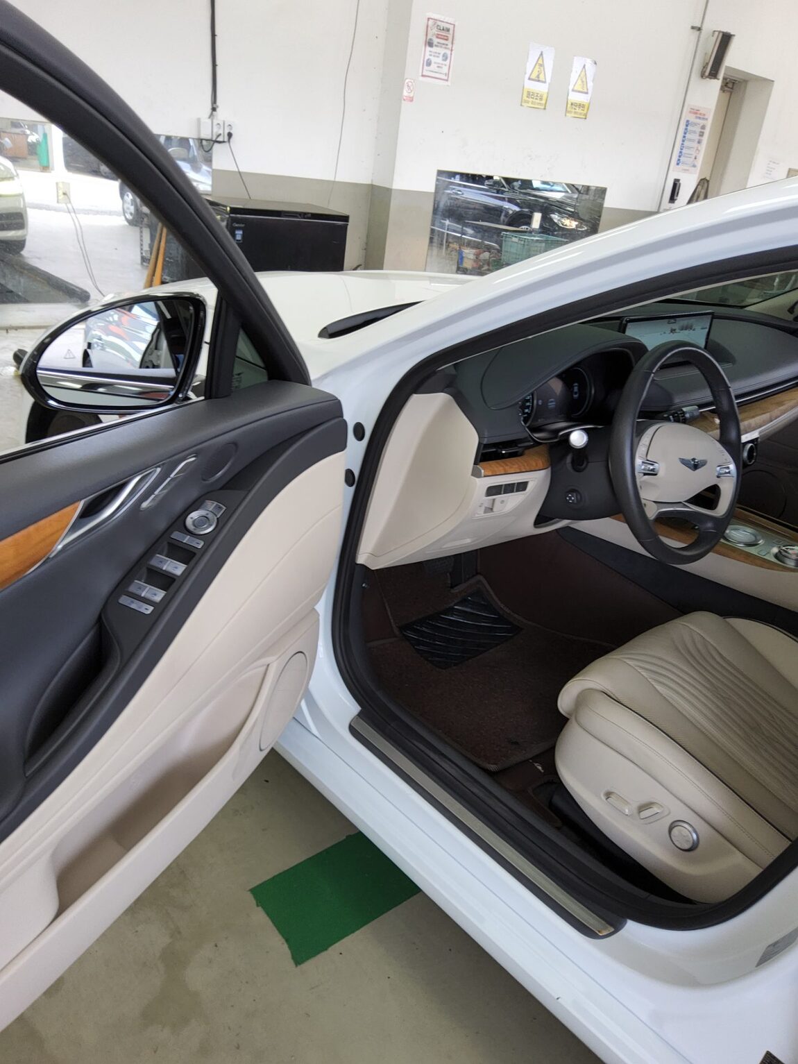 GENESIS THE ALL NEW G80 GASOLINE 2.5 AWD BASE MODEL 2022 - zdjęcie 10