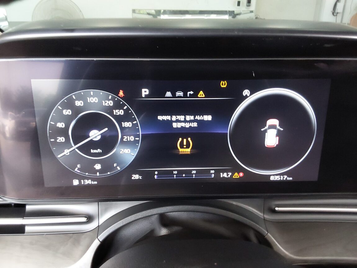 KIA NEW CARNIVAL (KA4) 9-SEATER DIESEL SIGNATURE 2023 - zdjęcie 9