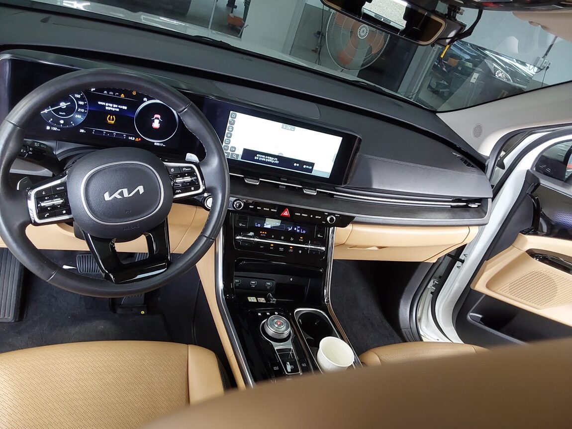 KIA NEW CARNIVAL (KA4) 9-SEATER DIESEL SIGNATURE 2023 - zdjęcie 11