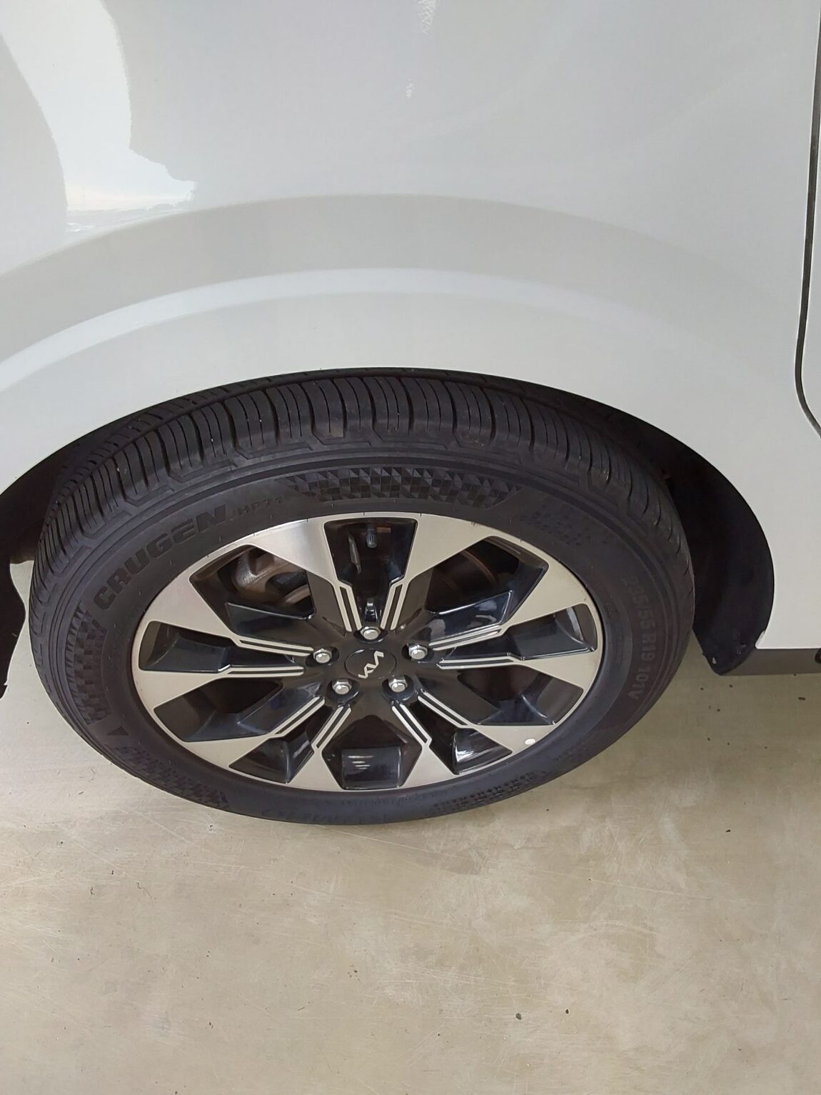 KIA NEW CARNIVAL (KA4) 9-SEATER DIESEL SIGNATURE 2023 - zdjęcie 23