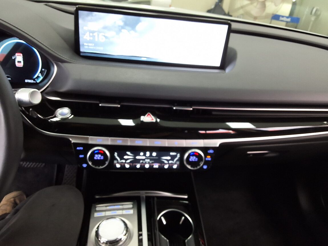 GENESIS THE ALL NEW G80 GASOLINE 2.5 AWD BASE MODEL 2024 - zdjęcie 24
