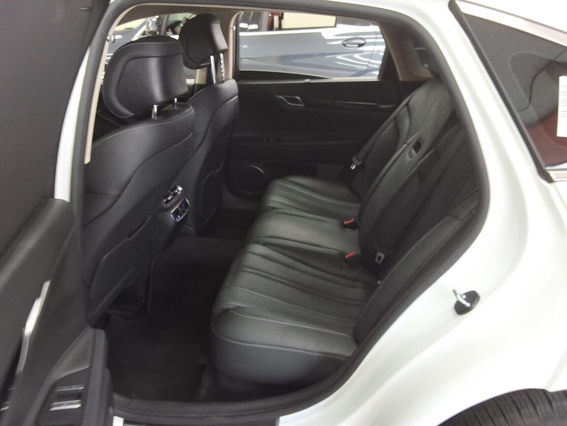 GENESIS THE ALL NEW G80 GASOLINE 2.5 AWD BASE MODEL 2024 - zdjęcie 13