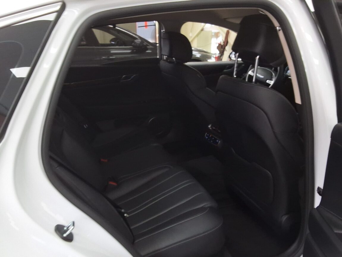 GENESIS THE ALL NEW G80 GASOLINE 2.5 AWD BASE MODEL 2024 - zdjęcie 14