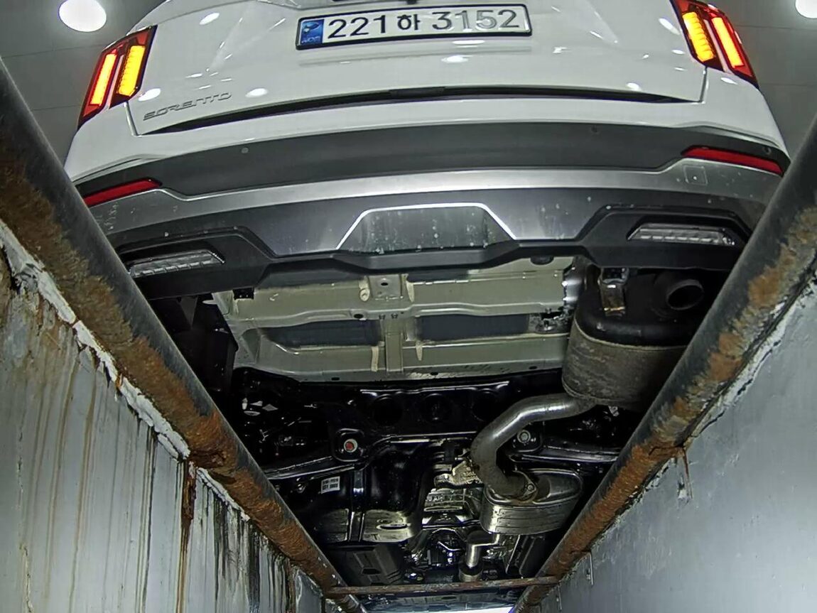 KIA THE NEW SORENTO (MQ4) 2.5 GASOLINE 2WD SIGNATURE 2024 - zdjęcie 8
