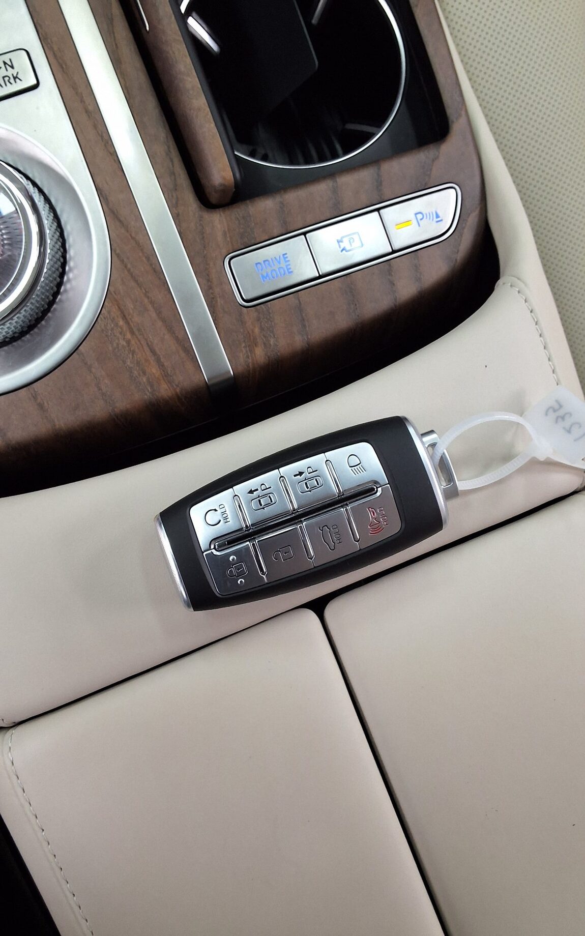 GENESIS THE ALL NEW G80 GASOLINE 2.5 AWD BASE MODEL 2023 - zdjęcie 20
