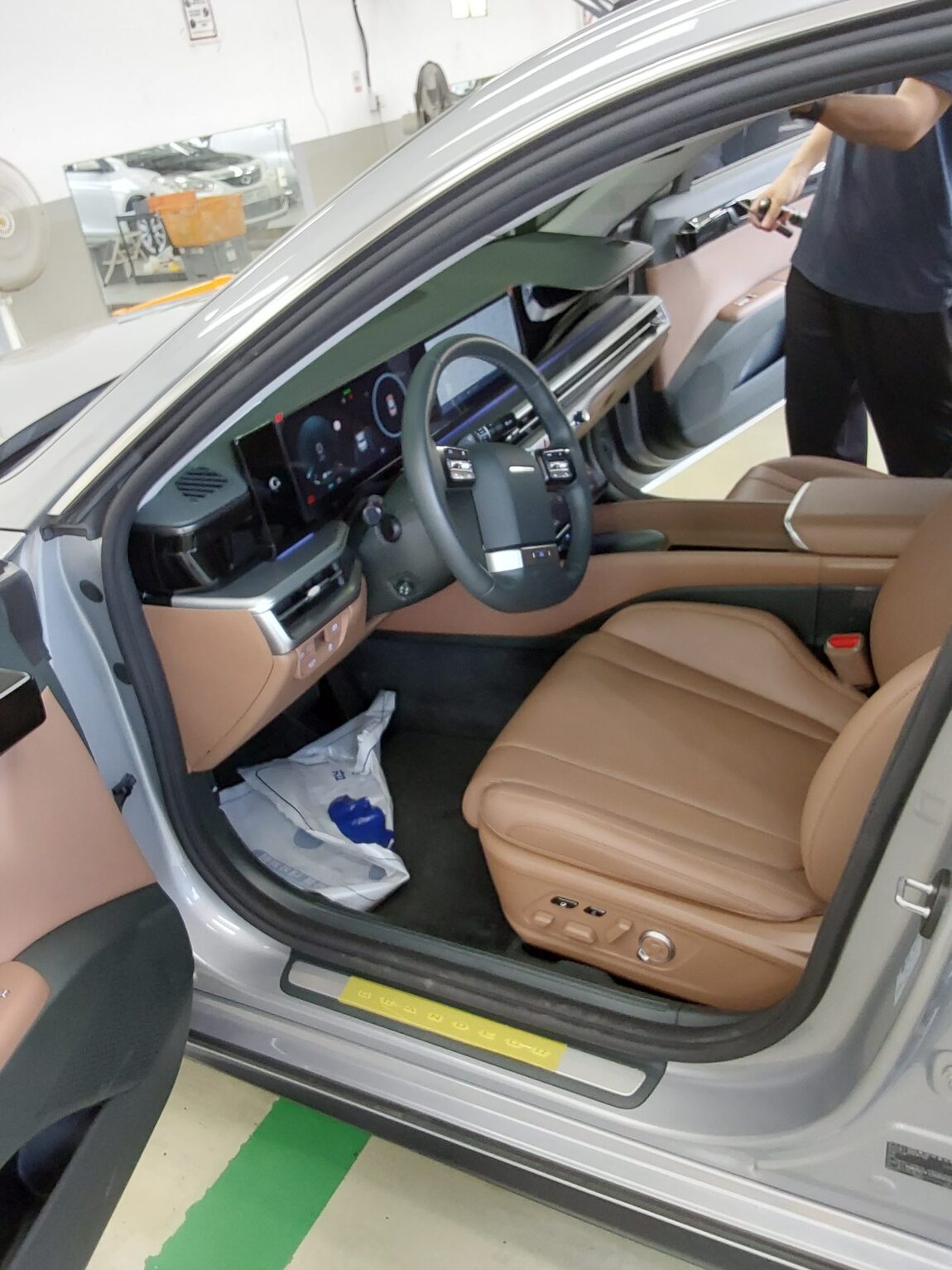 HYUNDAI THE ALL NEW GRANDEUR GASOLINE 2.5 EXCLUSIVE 2024 - zdjęcie 10