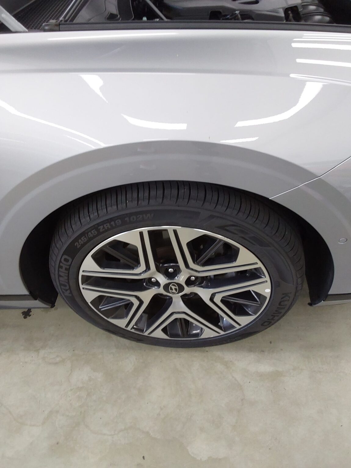 HYUNDAI THE ALL NEW GRANDEUR GASOLINE 2.5 EXCLUSIVE 2024 - zdjęcie 21