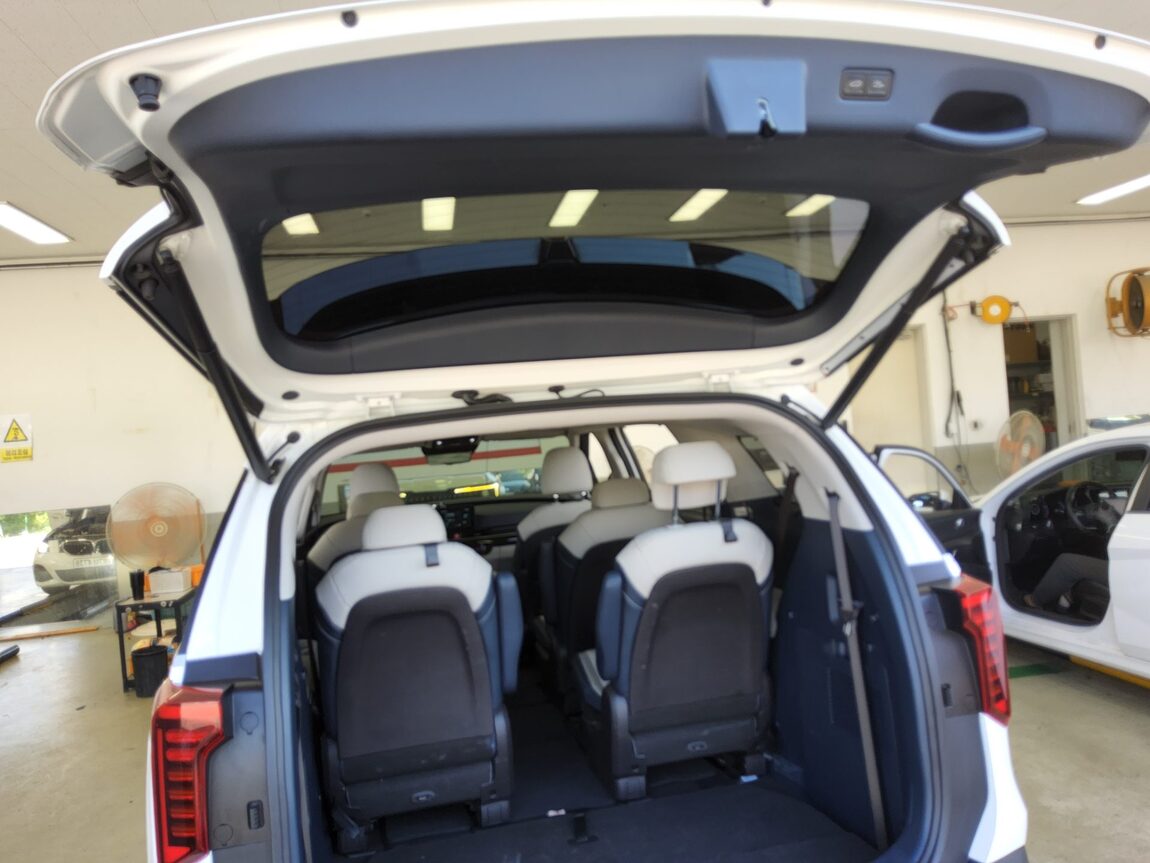 KIA THE NEW CARNIVAL HYBRID (KA4) 1.6 HEV 9-SEATER SIGNATURE 2025 - zdjęcie 15