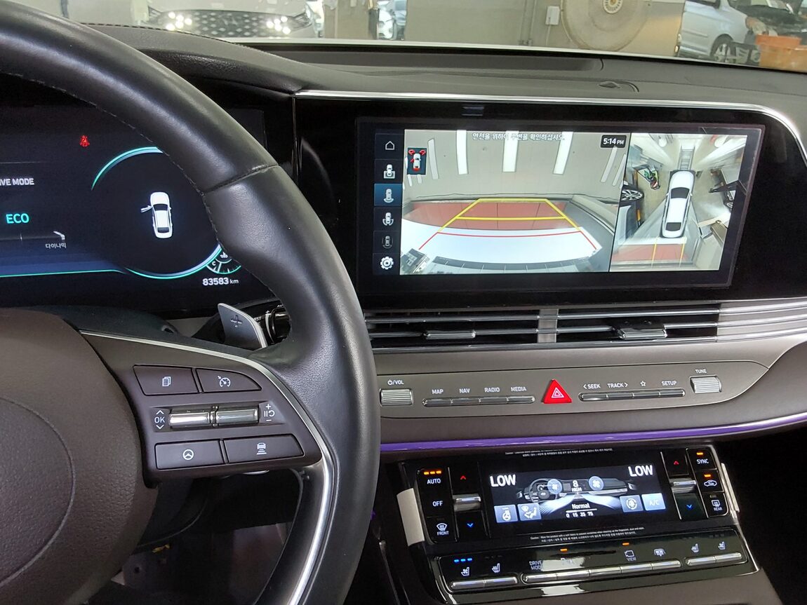 HYUNDAI THE NEW GRANDEUR IG GASOLINE 2.5 EXCLUSIVE 2022 - zdjęcie 17
