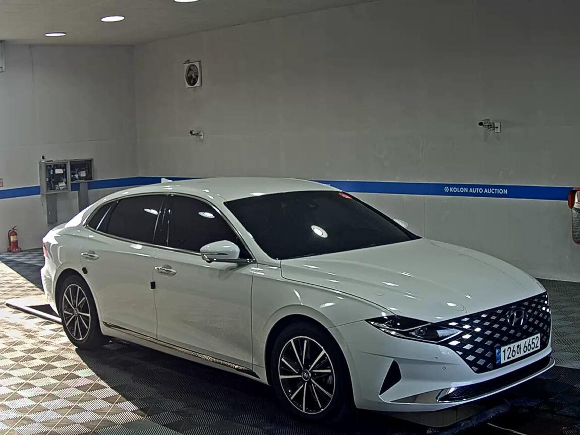 HYUNDAI THE NEW GRANDEUR IG GASOLINE 2.5 EXCLUSIVE 2022 - zdjęcie 3