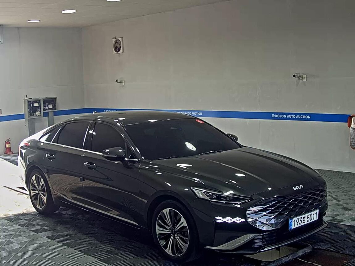 KIA K8 HYBRID HEV SIGNATURE 2023 - zdjęcie 3