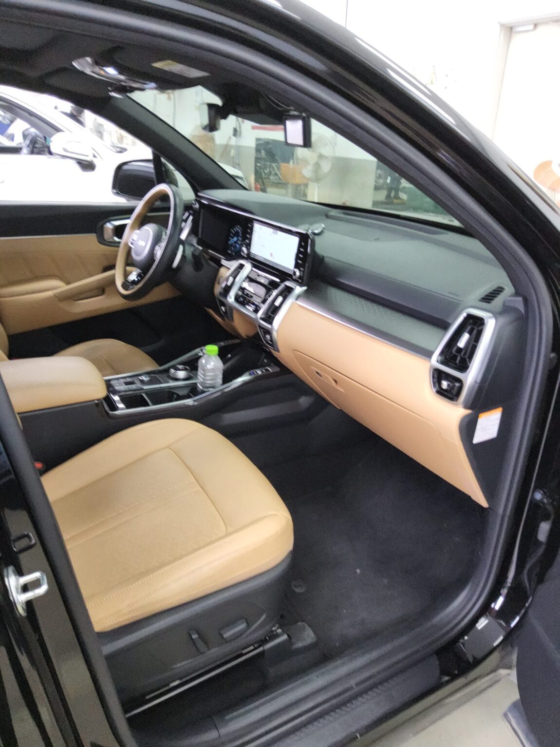 KIA NEW SORENTO HYBRID (MQ4) 1.6 HEV 2WD NOBLESSE 2023 - zdjęcie 14