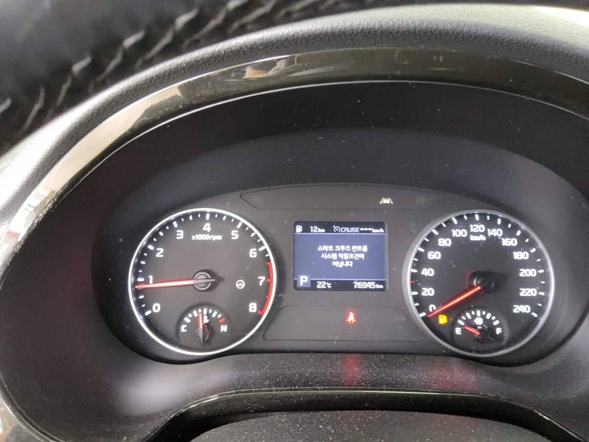 KIA SELTOS 1.6 GASOLINE 2WD SIGNATURE 2022 - zdjęcie 9