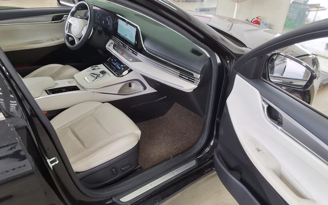 HYUNDAI THE NEW GRANDEUR IG GASOLINE 2.5 LE BLANC 2023 - zdjęcie 14